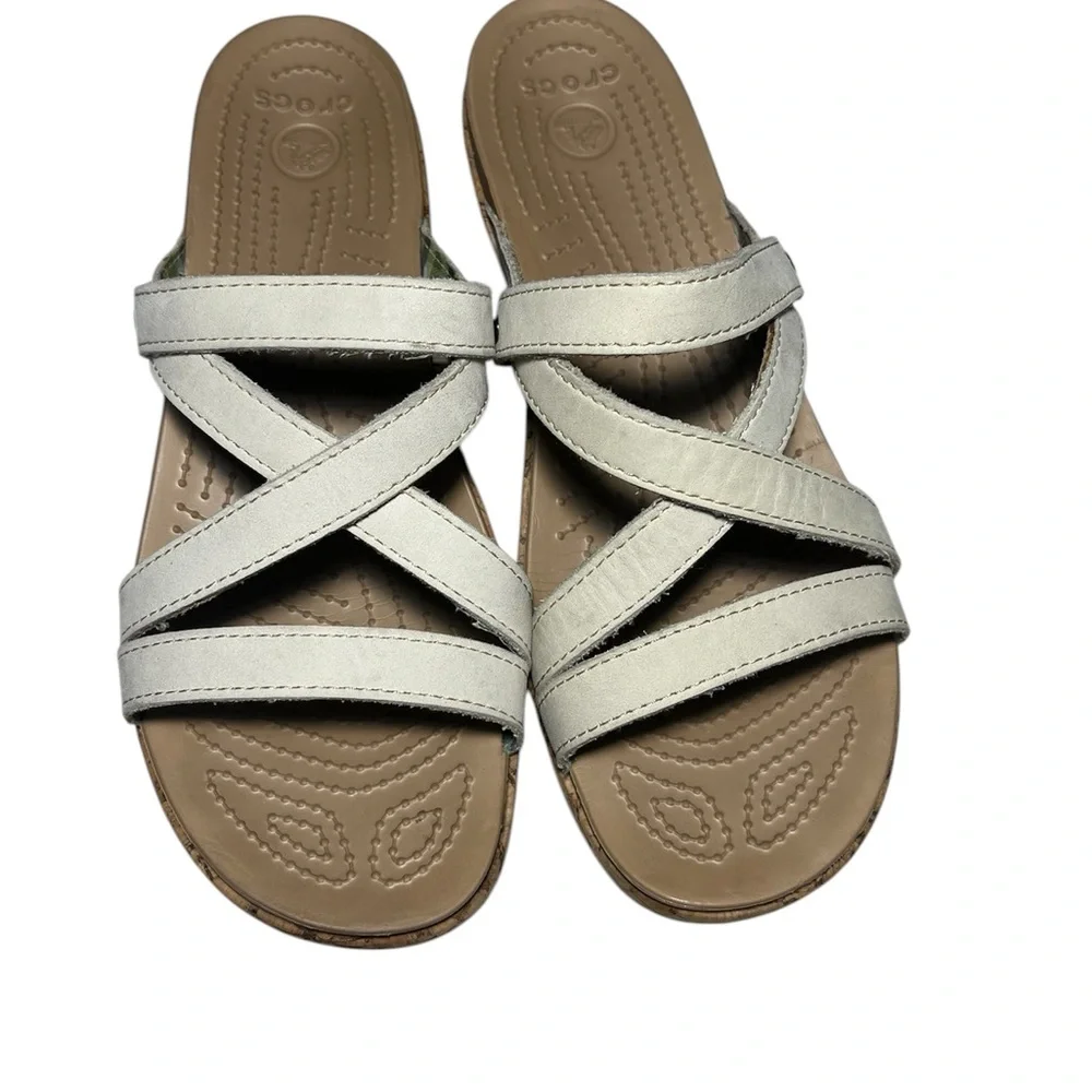 Crocs Beige Cross Strap Sandals Sz 10